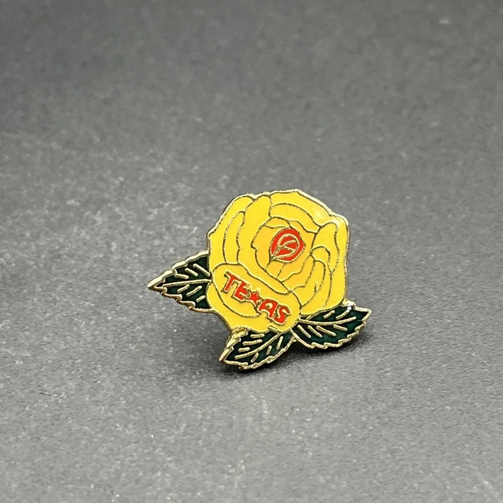 Yellow Rose‎ Of Texas Flower Lapel Hat Pin A2B